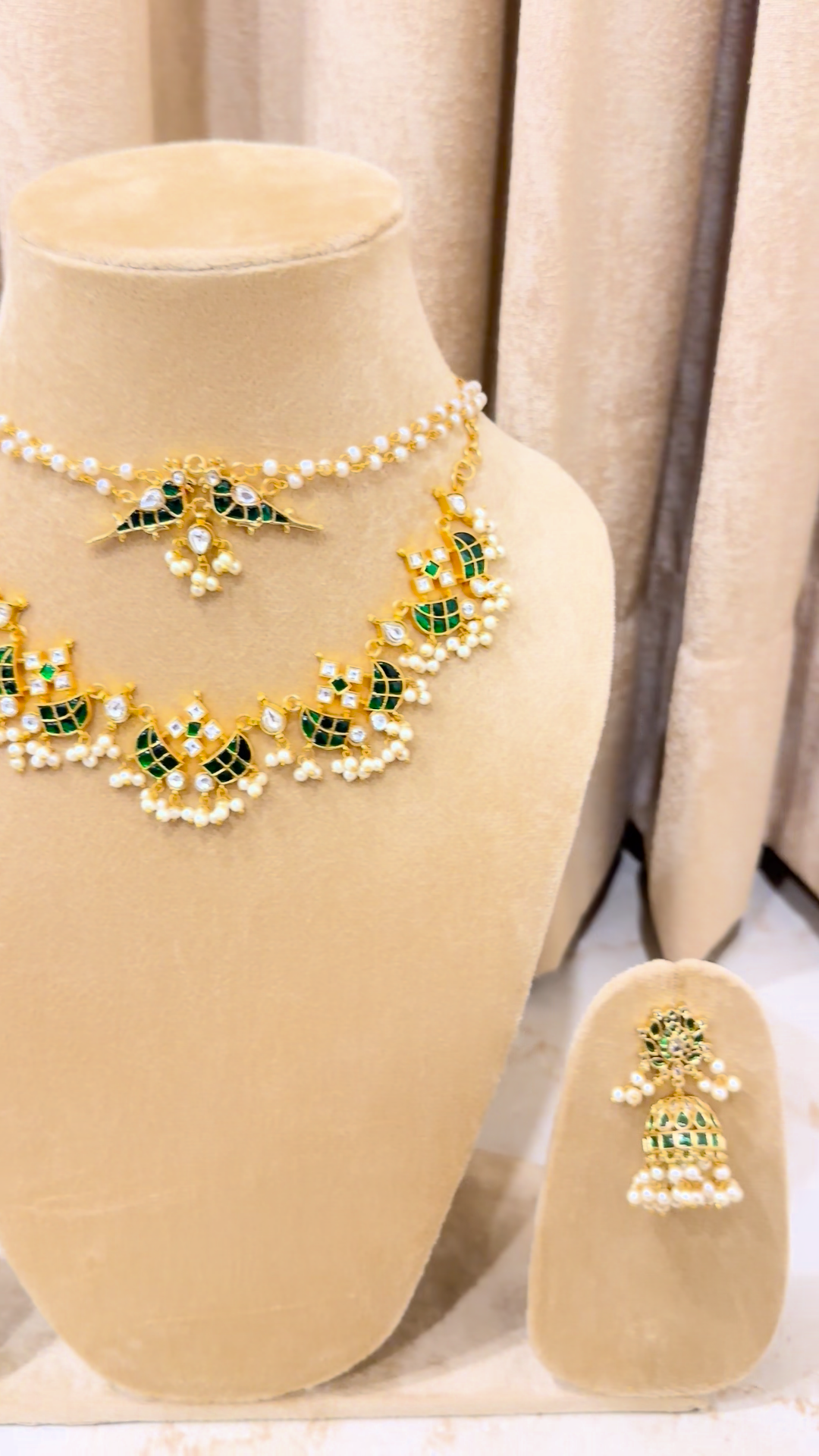 Verdelle Bird-Motif Ensemble — Green